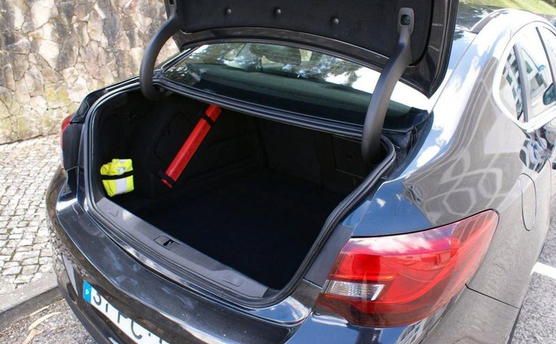 Opel Astra • 2014 • 149,999 km 4