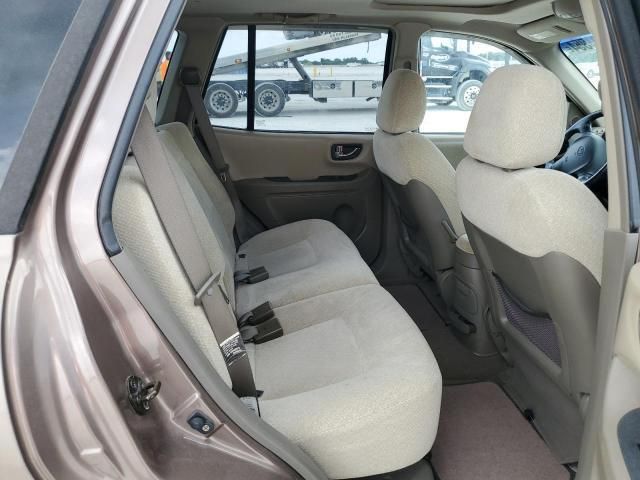 Hyundai Santa Fe • 2006 • 10,000 mi 7