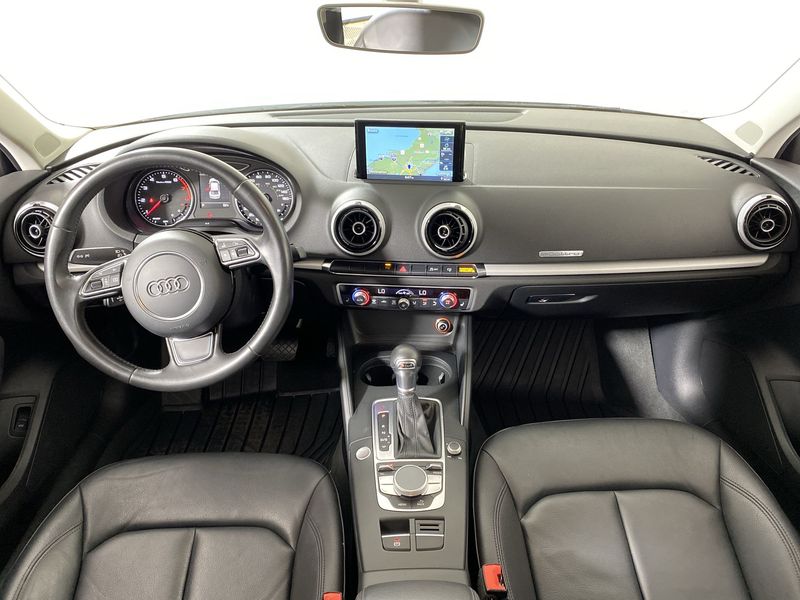 Audi A3 • 2016 • 43,826 km 11