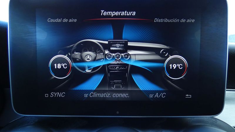 Mercedes-Benz C-Class • 2016 • 133,457 km 28