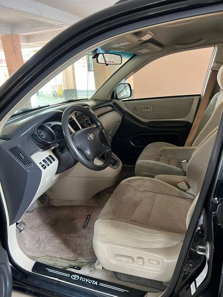 Toyota Highlander • 2003 • 1,000 km 10