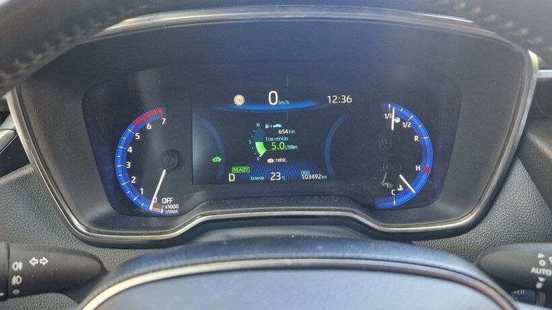 Toyota Corolla Hybrid • 2019 • 102,000 km 16