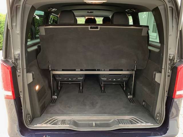 Mercedes-Benz 200 D • 2015 • 101,500 km 10