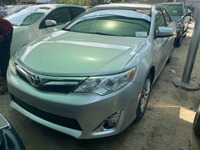 Toyota Camry • 2012 • 35 km 1