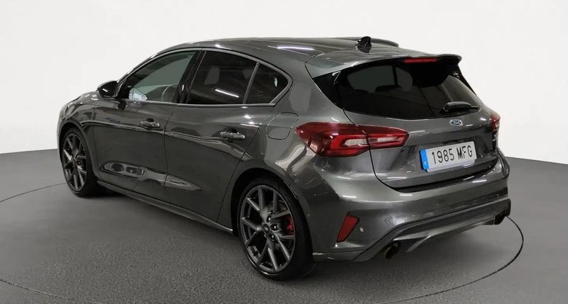 Ford Focus • 2023 • 32,223 km 3