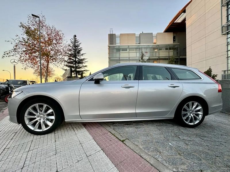 Volvo V90 • 2019 • 79,000 km 6