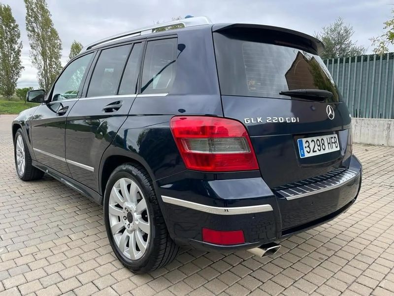 Mercedes-Benz GLK • 2011 • 140,000 km 1