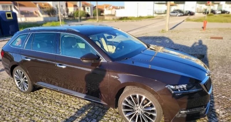 Škoda Superb • 2020 • 32,000 km 3