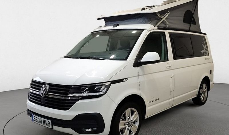 Volkswagen California • 2023 • 48,000 km 2