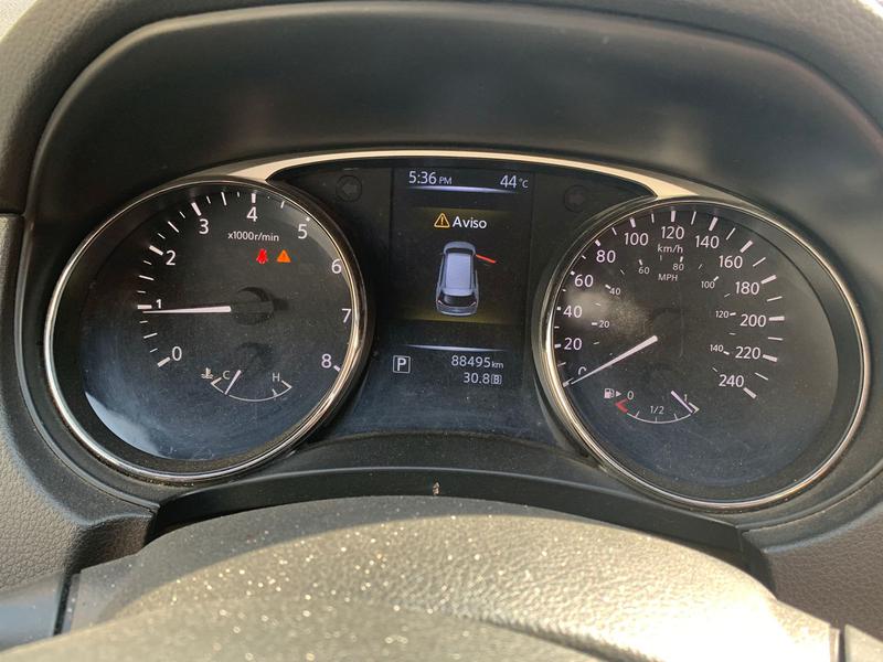 Nissan X-Trail • 2015 • 88 km 7