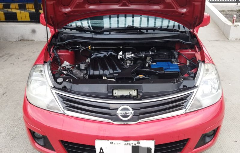 Nissan Tiida • 2011 • 200,000 km 7