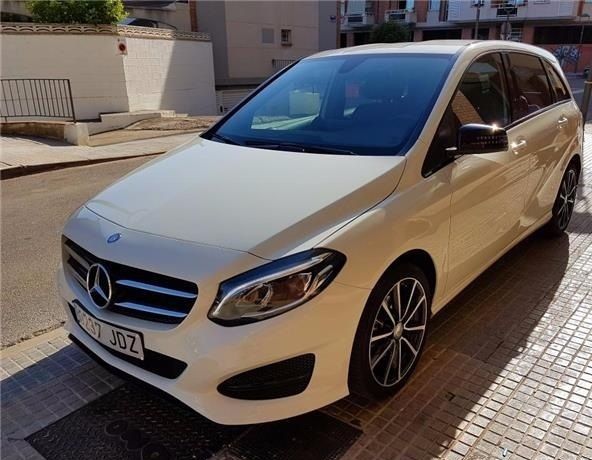 Mercedes-Benz Class B • 2015 • 119,000 km 4