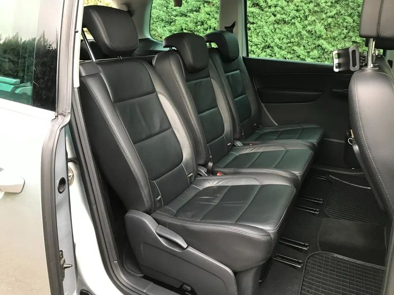 Volkswagen Sharan • 2017 • 188,000 km 4