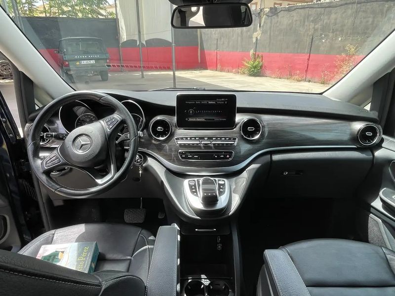 Mercedes-Benz Sprinter • 2020 • 132,000 km 19