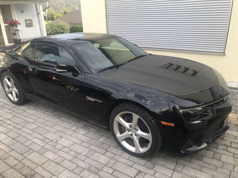 Chevrolet Camaro • 2015 • 90,000 km 4