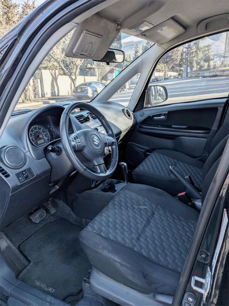Suzuki SX4 • 2008 • 200,000 km 7