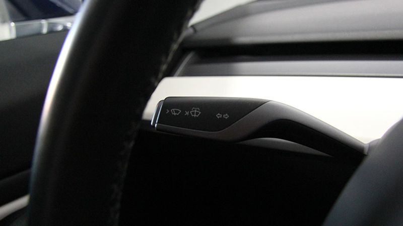 Tesla Model 3 • 2019 • 55,289 km 24