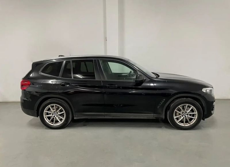 BMW X3 • 2020 • 116,000 km 3