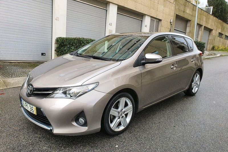 Toyota Auris • 2014 • 150,000 km 3