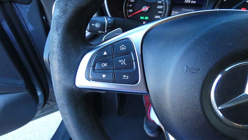 Mercedes-Benz C-Class • 2016 • 133,457 km 19