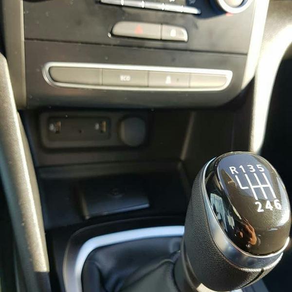 Renault Mégane • 2017 • 92,000 km 6