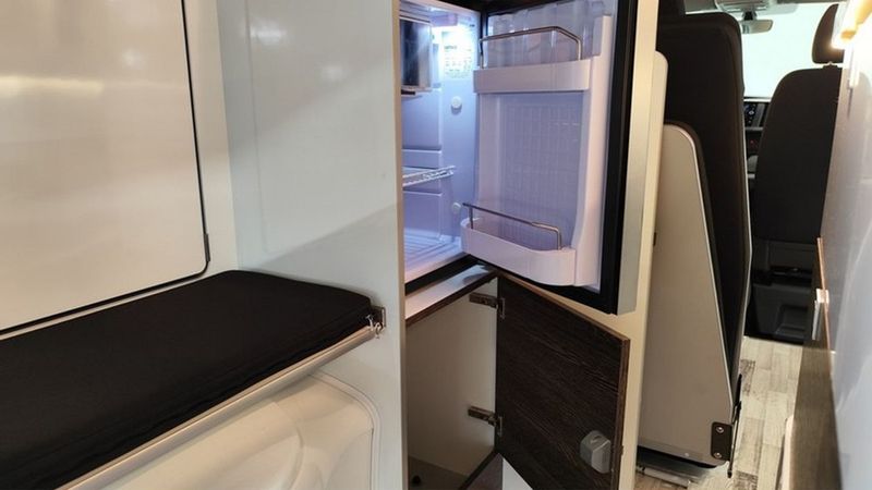 Volkswagen Multivan • 2023 • 28,109 km 12