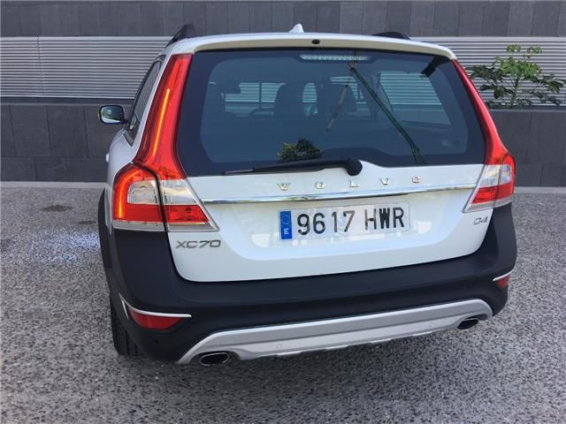 Volvo XC70 • 2014 • 162,000 km 5