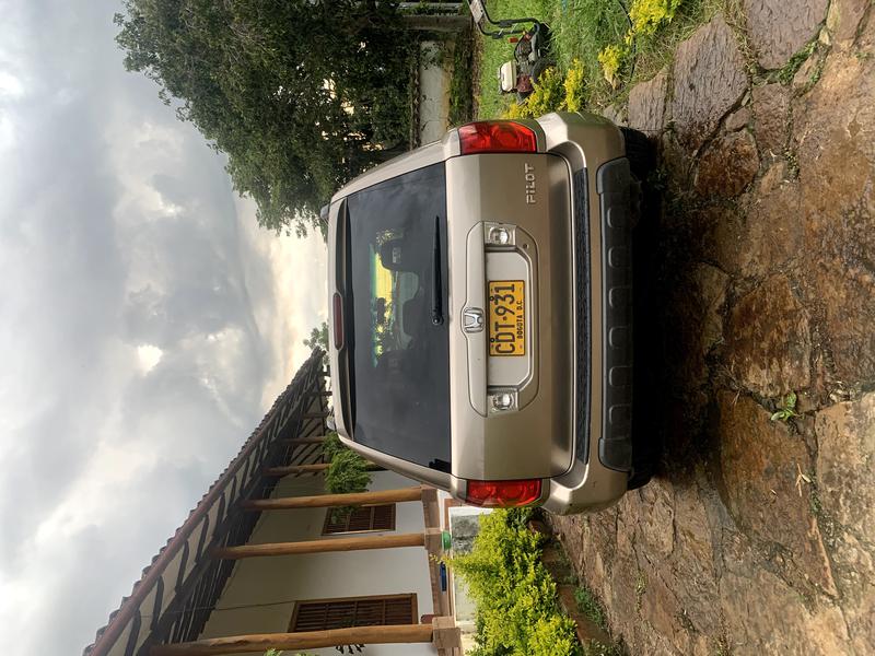 Honda Pilot • 2005 • 100,000 km 2