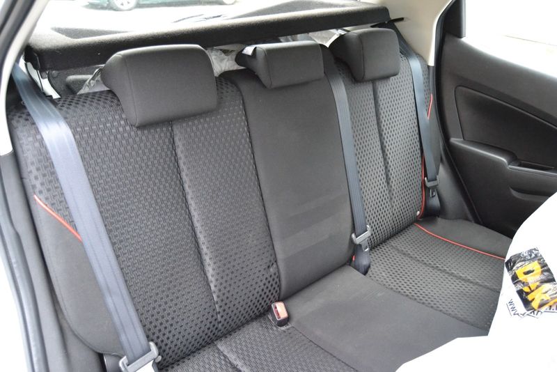 Mazda 2 • 2012 • 112,000 km 2