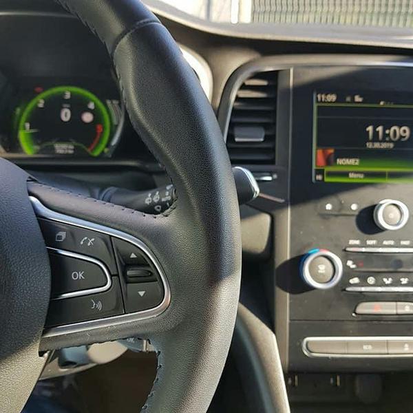 Renault Mégane • 2017 • 92,000 km 2