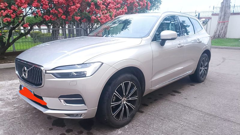 Volvo XC60 • 2021 • 22,000 km 2