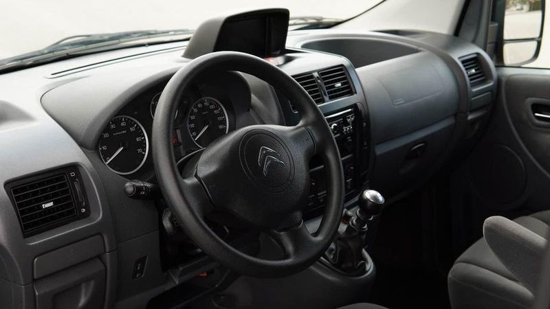 Citroën Jumpy • 2015 • 125,959 km 5