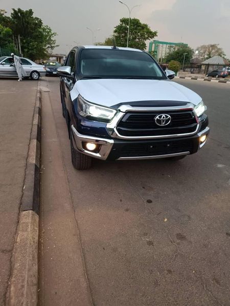 Toyota Hilux • 2023 • 56 km 1