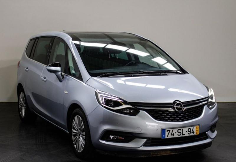 Opel Zafira • 2017 • 12,634 km 2