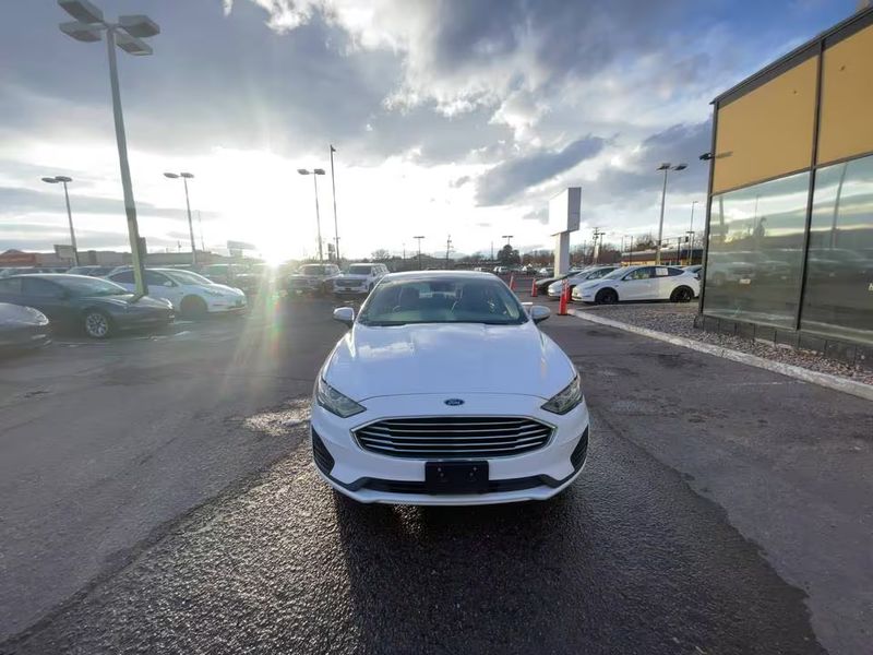 Ford Fusion Hybrid • 2024 • 20,851 km 1