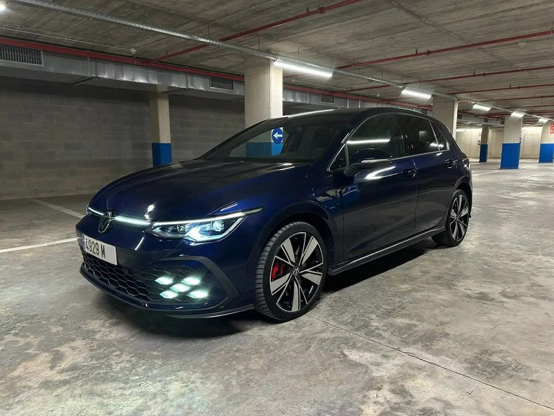 Volkswagen Golf • 2020 • 57,500 km 1