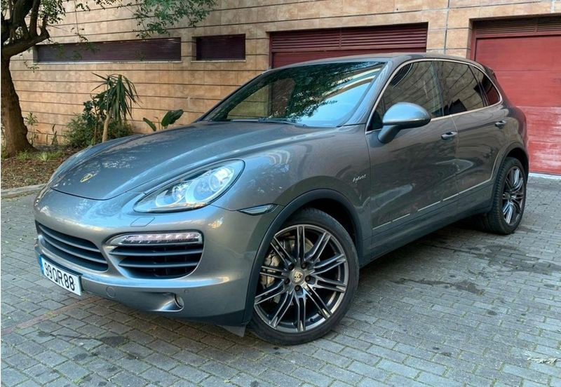 Porsche Cayenne • 2011 • 150,000 km 1