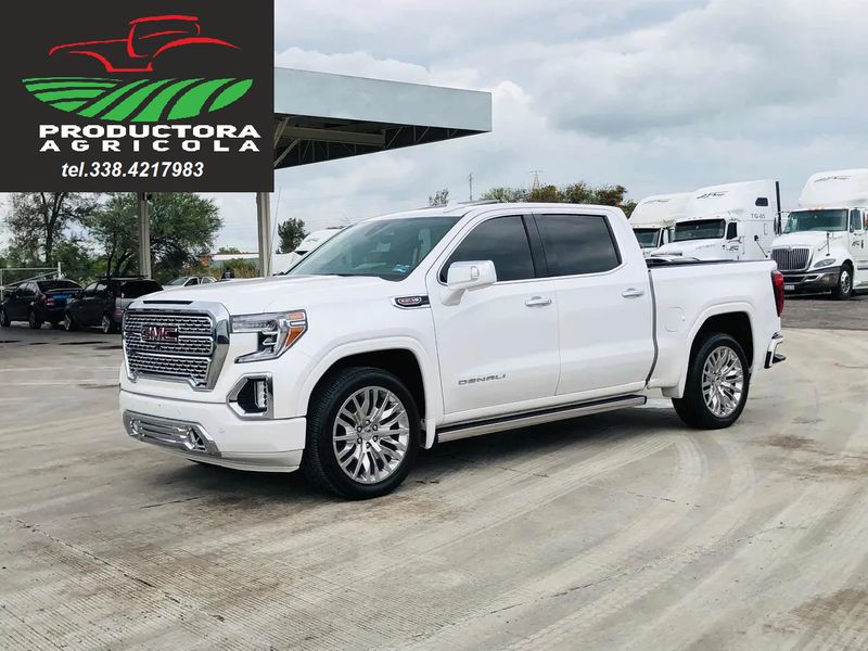 GMC Sierra 1500 • 2018 • 44,000 km 1