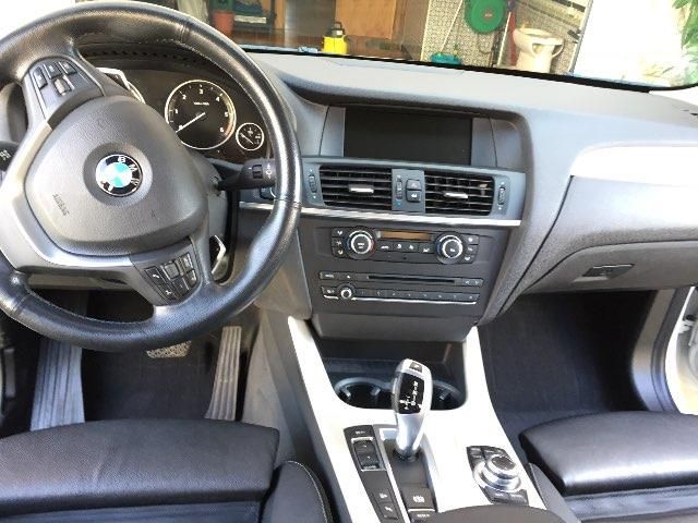 BMW X3 • 2013 • 192,000 km 12