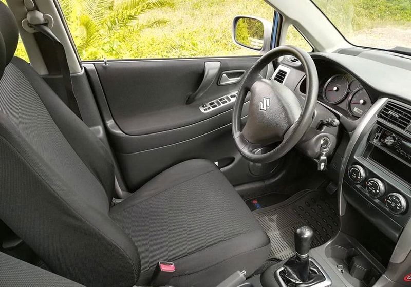 Suzuki Cultus • 2006 • 90,000 km 5