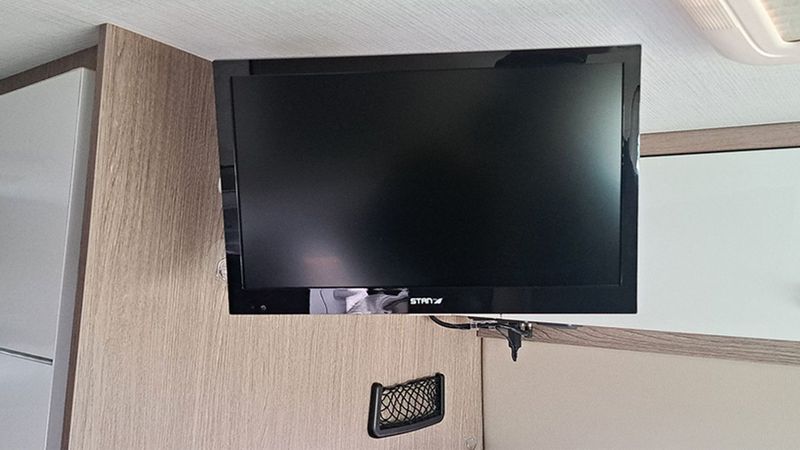 Fiat Ducato • 2020 • 9,996 km 9