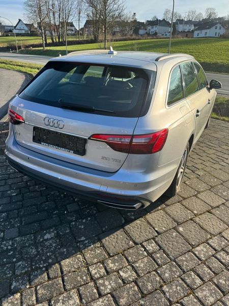 Audi A4 • 2020 • 131,000 km 3