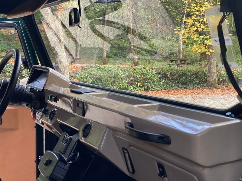 Hummer H1 • 2009 • 89,000 km 6