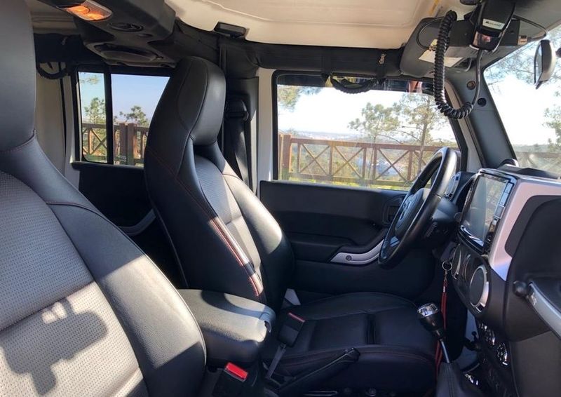 Jeep Wrangler • 2011 • 78,000 km 5