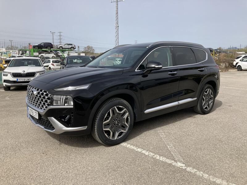 Hyundai Santa Fe • 2021 • 56,158 km 1