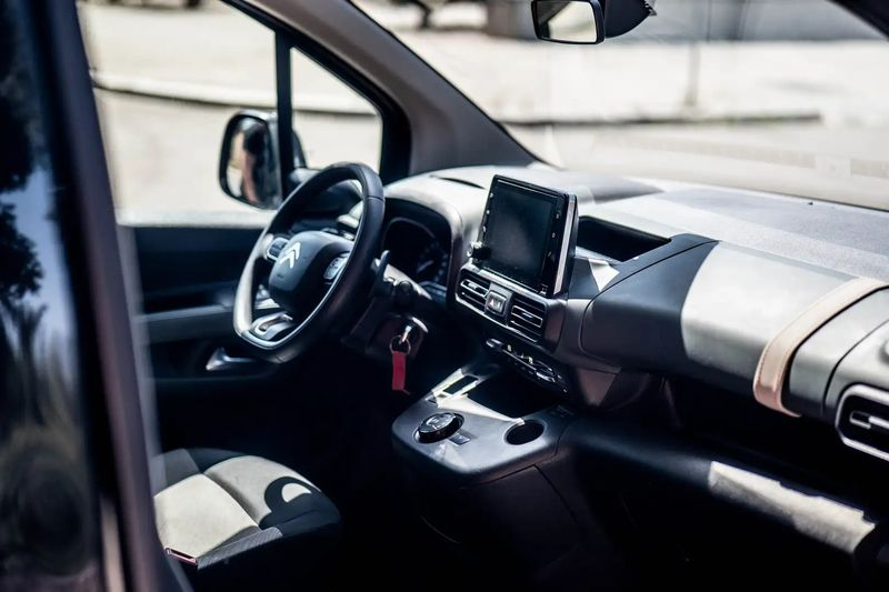 Citroën Berlingo • 2020 • 89,000 km 8