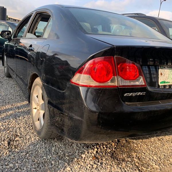 Honda Civic • 2002 • 135,972 km 5