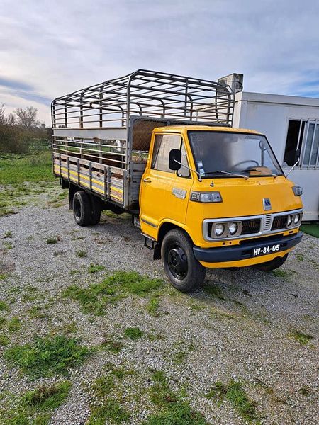 Daihatsu Delta • 1977 • 72,000 km 1
