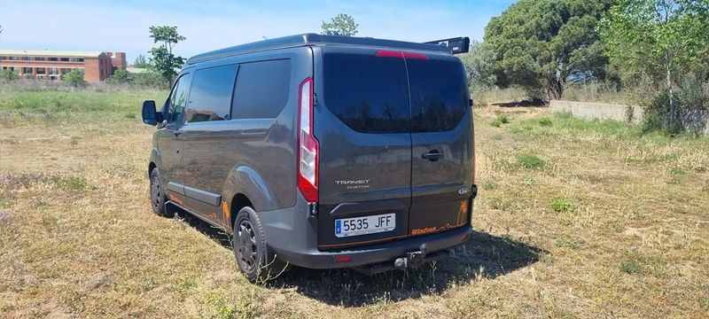 Ford Transit Custom • 2015 • 104,000 km 2