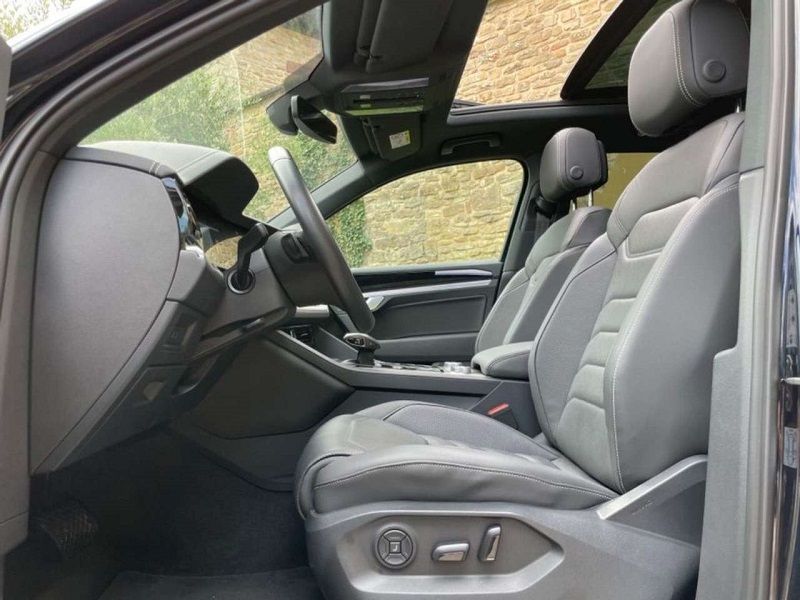 Volkswagen Touareg • 2019 • 81,000 km 10